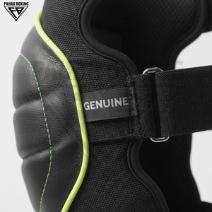 Protections de genoux rembourrées durables avec design en maille respirante et en cuir, soutien ergonomique et flexible pour les genoux, idéal pour le MMA, le Muay Thai - Product Image 6