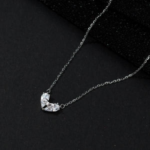 จี้รูปหัวใจ AMBER JEWELS T-3121 สร้อยคอแสตนเลสสตีลชุบทอง 18K ประดับเพชร สำหรับทุกเพศ สไตล์โรแมนติก เหมาะสำหรับงานแต่งงาน ได้รับการรับรองจาก IGI - Product Image 4