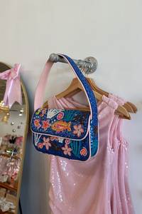 Sac à main vintage floral artisanal, décoré de perles, broderie, sac de mode chic pour femme, sac à main fait main avec perles, fantaisie florale - Product Image 4