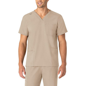 Hauts de travail pour hommes avec personnalisation de marque, chemises d'uniformes médicaux et d'infirmiers, fabricant pakistanais, export OEM, livraison mondiale - Product Image 1