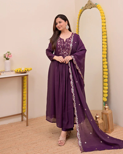 Ensemble Kurta Pantalon avec Dupatta pour femmes, design classique élégant, nouvelle collection, séchage rapide, toutes saisons, idéal pour les fêtes - Product Image 6