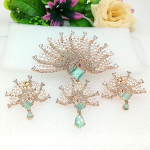 Collar con Colgante de Perlas de Cuarzo Rosa Esmeralda RAY FINE ORNATES, Joyería de Estilo Victoriano, Chapado en Oro, para Novias - Product Image 2