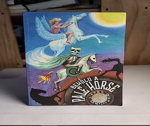 Voici le livre « A Pale Horse » en édition brochée de Milton William Cooper, théorie du complot et non-fiction politique. - Product Image 3