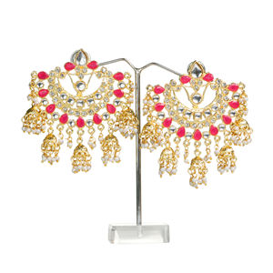 Boucles d'oreilles pendantes et parure de tête tendance style indien en alliage, ornées de cristaux et strass, finition plaquée or Meenakari pour mariage/fête - Product Image 2