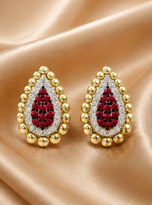 Boucles d'oreilles en argent sterling 925 plaqué or avec rubis rouge CZ en forme de goutte d'eau et halo de CZ blanc, bijoux de luxe pour femmes - Product Image 3