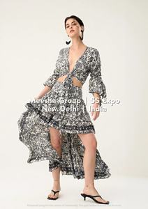 Ensemble coordonné imprimé floral bohème pour femme – Haut court à nouer à col en V et jupe longue à volants asymétrique – Ensemble deux pièces – Assortiment - Product Image 3