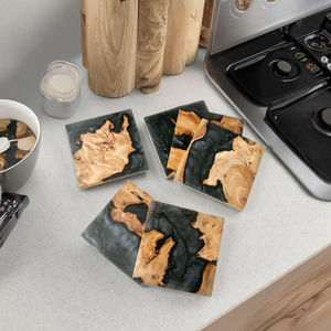 Posavasos Cuadrados de Lujo Modernos al por Mayor, Alfombrillas de Madera y Resina Epoxi con Aislamiento Térmico, Bases de Resina y Madera, y Bases de Bambú y Nogal para Uso en Cocina - Product Image 2