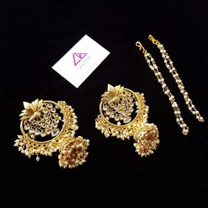 Fine Floral Dangle Earrings - Product Image 1