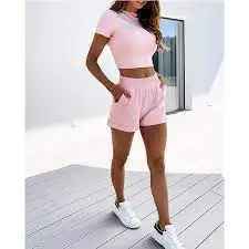 Nouveautés, ensemble d'été pour femmes, col rond, couleur unie, tissu confortable de haute qualité, manches courtes, logo de la marque - Product Image 3