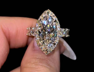 Anillo de Compromiso de Diamante de Corte Redondo con Engaste de Puntas Clásico, Certificado IGI, Cultivado en Laboratorio, de 2 Quilates (1 Quilate), Oro Amarillo de 18K, 14K, 9K, Regalo de Boda - Product Image 1