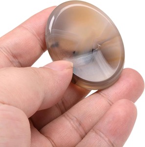 Pierre de méditation en agate grise naturelle polie, pierre de paume pour le pouce, cadeau, décoration intérieure, vente en gros - Product Image 2