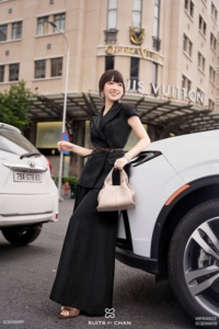 กางเกงขายาวทรงหลวมเอวสูงสีดำสำหรับผู้หญิง ODM OEM รุ่น MARINA เอวยางยืด ผ้าไม่ยับ เหมาะสำหรับใส่ทำงาน - Product Image 2