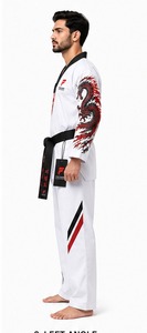 Uniforme de taekwondo premium confeccionado con tela resistente que ofrece comodidad, flexibilidad y un rendimiento confiable en cada día de entrenamiento. - Product Image 2