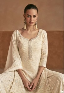 Salwar Kameez moderne semi-couturié en Georgette, taille unique, avec broderies et sequins, idéal pour mariage, bal de promo et Diwali - Product Image 5