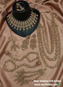 Collier ras-du-cou élégant et de haute qualité, plaqué or et rhodium, avec zircon effet ombre, style ethnique, pour mariée, fiançailles, mariage et soirée - Product Image 2