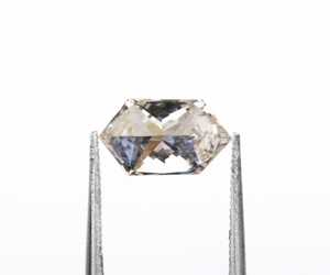 เพชร OM GEMS 1.50 กะรัต เพชรทรงหกเหลี่ยมเพาะเลี้ยงในห้องปฏิบัติการ คุณภาพระดับแฟนซี ซอลท์แอนด์เพปเปอร์ ความใสระดับ PK1/PK2 ได้รับการรับรองจาก IDI - Product Image 6