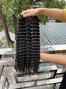 Prix de gros Tendances Cheveux humains vietnamiens bouclés de haute qualité pour têtes d'entraînement pour femmes noires et revendeurs - Product Image 5
