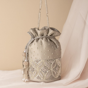 Pochette traditionnelle indienne en coton Potli pour femme, faite à la main, brodée, écologique, avec fermeture à rabat, sac cadeau de mariage, tendance - Product Image 3