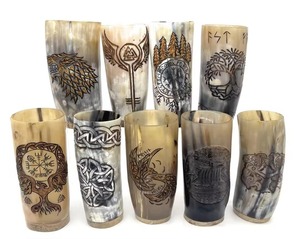 Taza ecológica de cuerno de búfalo con vaso extraíble – Taza de estilo medieval para beber cerveza y vino, ideal para regalo - Product Image 2