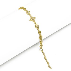 Pulsera de Latón con Baño de Oro de 14K, 18K, 24K al por Mayor, Diseño Floral, Joyería de Moda, Eslabones Ovalados con Brillantes Piedras de Circonita Cúbica - Product Image 4