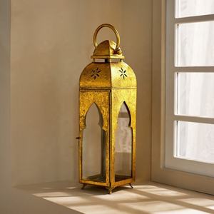 Candelabro Moderno de Metal Dorado Estilo Marroquí 2025 para Suelo y Mesa, Decoración Navideña para el Hogar, Diseño Cuadrado Hecho a Mano - Product Image 2