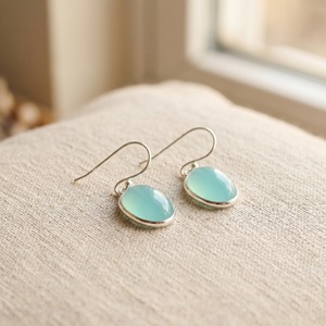 Pendientes Colgantes Ovalados de Calcedonia Azul Natural, Plata de Ley 925, Gema Cabujón Hecha a Mano, Joyería Elegante para Regalo - Product Image 4