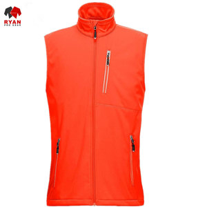 แจ็คเก็ตซอฟต์เชลล์ดีไซน์พิเศษสำหรับผู้ชายจาก Ryan Pro Gear เนื้อผ้านุ่มสบาย ระบายอากาศได้ดี พร้อมโลโก้แบบกำหนดเอง ดีไซน์ ODM - Product Image 1