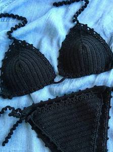 Ensemble de bikini brésilien crocheté avec pompons et perles - Product Image 2