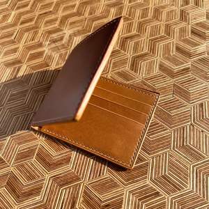 Cartera Corta de Cuero Vacuno Genuino para Hombre, Elegante y Duradera, Hecha a Mano, Estilo Casual de Negocios, con Cierre - Product Image 2