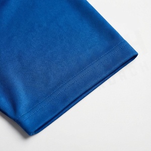 Vente en gros de polos pour hommes sur mesure avec logo imprimé, nouveau design, couleur unie, tissu tricoté, fabriqué au Pakistan - Product Image 6