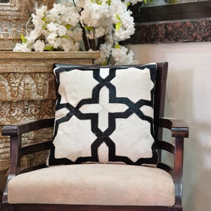 Luxury Cowhide Pillow Black <b>White</b> Geometric Pattern Decorative Accessory Fashionable Leather <b>Throw</b> Pillow - Product Image 2