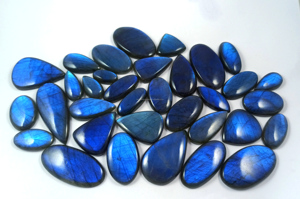 Cabochons de labradorite bleue naturelle de qualité supérieure, pierres précieuses en vrac de 20-35 mm de formes variées, prix de gros pour la fabrication de bijoux en argent - Product Image 6