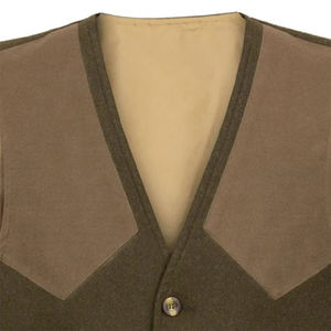 Gilet de chasse personnalisé 100 % polyester pour tir à l'argile et au pigeon, avec rembourrage d'épaule, poches pour cartouches, respirant et anti-rétrécissement - Product Image 5