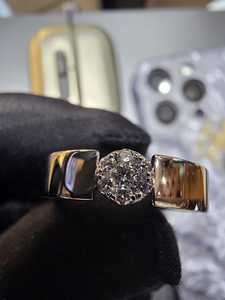 Anillo de Diamantes de Platino Simple y Elegante, Anillo de Boda, Joyería de Compromiso, Certificado IGI, 10 Gramos, Brillo Intenso, Clásico y Lujoso - Product Image 5