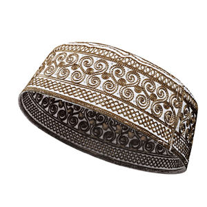 Nuevo Diseño, Gorros de Oración Islámicos Hechos a Mano para Hombres, Ropa Musulmana, OEM/ODM, Logotipo Personalizado, Antideslizantes, Tela Transpirable de Alta Calidad, Estilo Étnico - Product Image 3
