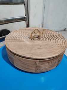 Caja de madera hecha a mano para almacenamiento y organización en el hogar - Product Image 2