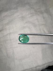 Émeraude naturelle de Zambie de 2,94 carats, taille ovale, pierre précieuse verte de qualité supérieure pour la fabrication de bijoux fins, vente en gros - Product Image 3