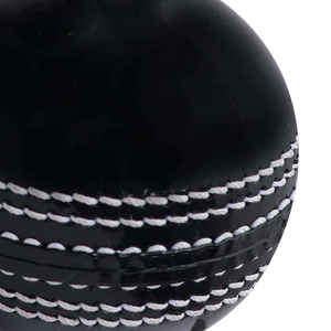 Balle de cricket en cuir noir, qualité supérieure, pour entraînement et matchs, équipement professionnel de cricket - Product Image 6