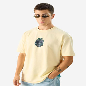 เสื้อยืดแขนสั้นสีเหลืองทรงปกติสำหรับผู้ชาย พิมพ์ลายโลโก้ด้านหลัง สไตล์ลำลอง ผ้าฝ้ายเจอร์ซีย์ 100% พิมพ์ลายดิจิทัล แห้งเร็ว - Product Image 4