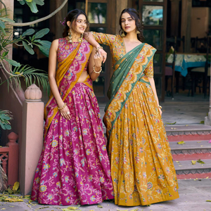 Lehenga Choli Moderno de Seda Tasar con Motivos Dorados Impresos en Lámina para Bodas y Fiestas de Diwali - Product Image 1