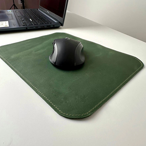 แผ่นรองเมาส์หนังแท้ งานฝีมือทำมือ แผ่นรองโต๊ะหนังวัวแท้คุณภาพสูง สำหรับงานฝีมือ LMP-0125 - Product Image 1