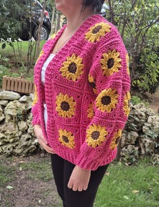 Women's Crocheted Pink Sunflower Cardigan V-Neck Bohemian Style Full Sleeve Spring Floral Knit Sweater - Product Image 5