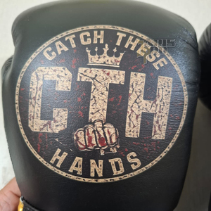Guantes de Boxeo Personalizados para Kickboxing y Muay Thai, Guantes de Entrenamiento y Sparring, Guantes de Boxeo de Cuero Negro con Cordones de Fábrica - Product Image 5