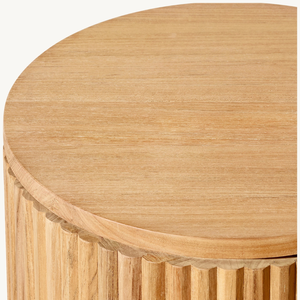 Muebles de mesa redonda de madera de teca con un diseño moderno, aptos para uso en exteriores o interiores, resistentes y antidecayentes. - Product Image 4