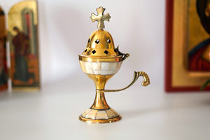 Incensario de Lujo con Incrustaciones de Latón y Concha - Porta Incienso Religioso Tradicional para Oración y Meditación - Cáliz Decorativo - Product Image 6