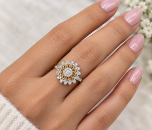 Anillo de Compromiso Romántico con Halo de Diamantes Cultivados en Laboratorio, Certificados por IGI, en Oro Amarillo de 14K para Mujer - Product Image 1