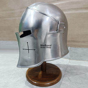 Casco Barbuta Hecho a Mano con Acabado Plateado, Armadura de Caballero de Acero Suave para Reenactaciones, Exhibición Histórica y Decoración del Hogar - Product Image 3