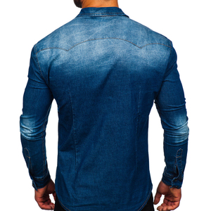 Camisa de mezclilla azul para hombre al por mayor, manga larga, corte ajustado, cuello vuelto, botones frontales, bolsillos en el pecho, costuras decorativas, 2026 - Product Image 4