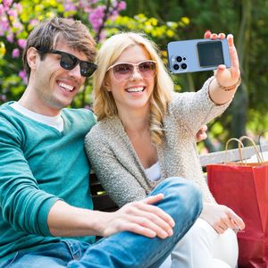 Power Bank Magnetico Wireless da 10000mAh Portatile per Caricabatterie MagSafe per Telefoni IOS Serie 14/13/12/11 - Product Image 2