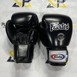 สายรัดข้อมือหนังแท้สีดำ Fairtex สำหรับถุงมือชกมวยไทย คิกบ็อกซิ่ง สำหรับผู้ใหญ่ ยูนิเซ็กซ์ รุ่น CP-BG-102 - Product Image 1